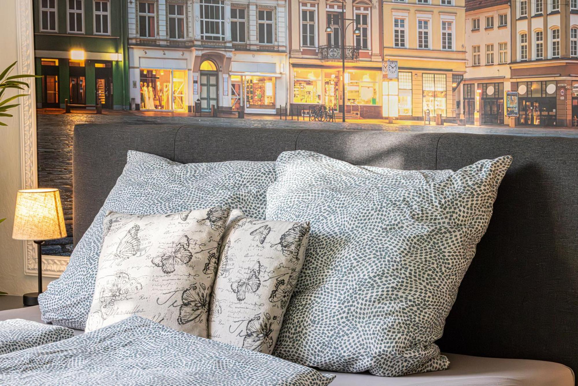 Luxus City Apartment Sauna Balkon Kueche Zentral Rostock Exteriör bild